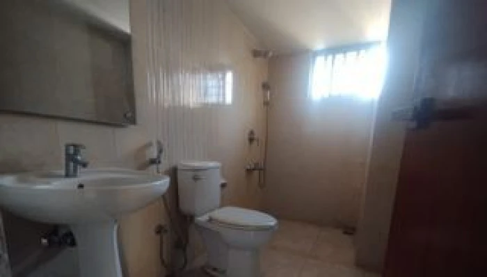 Good Quality 3 Bedroom Un Farnised Flat Rent At Gulshan 2
