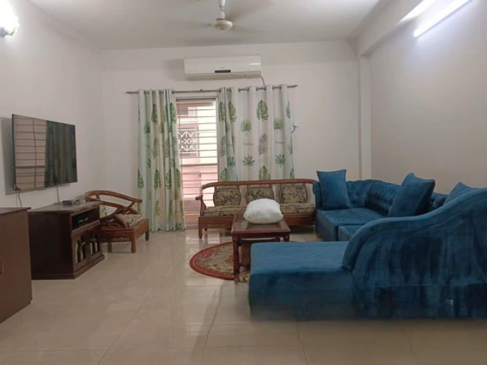 2300 Sqft FULL FURNISHED APARTMENT FOR RENT IN GULSHAN 2