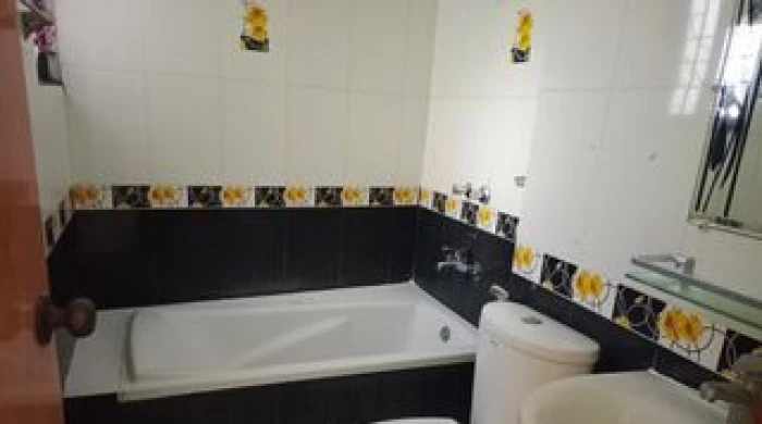 Good Quality 4 Bedroom Un Farnised Flat Rent In Gulshan 1