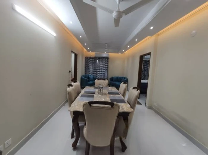 2500 Sqft FULL FURNISHED APARTMENT FOR RENT IN GULSHAN 2