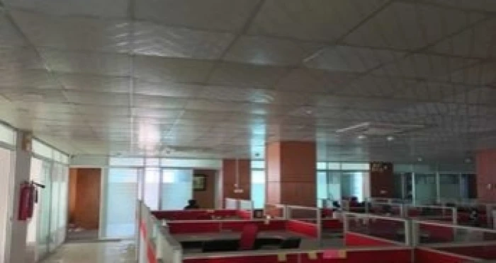 3050 Sqft Nice Open Commercial Space Rent in Tajgao
