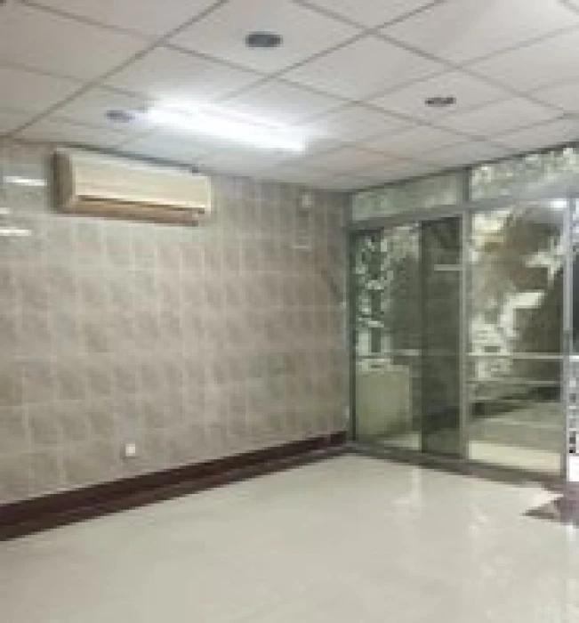 Commarcial 1000 Sft Semi Farnised Office Space Rent At Gulshan